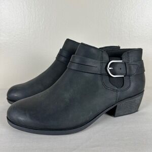 Clarks Women's 9.5W Charlten Rae Ankle Boot Black Oily Leather Buckle Zip